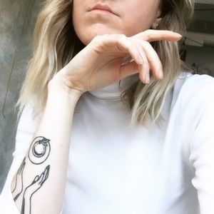 Meet your Posher, Danielle